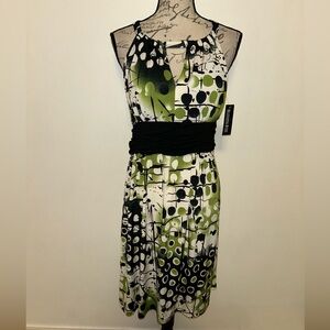 🖤💚♦️NWT Blooming Rose Abstract Dress💚🖤